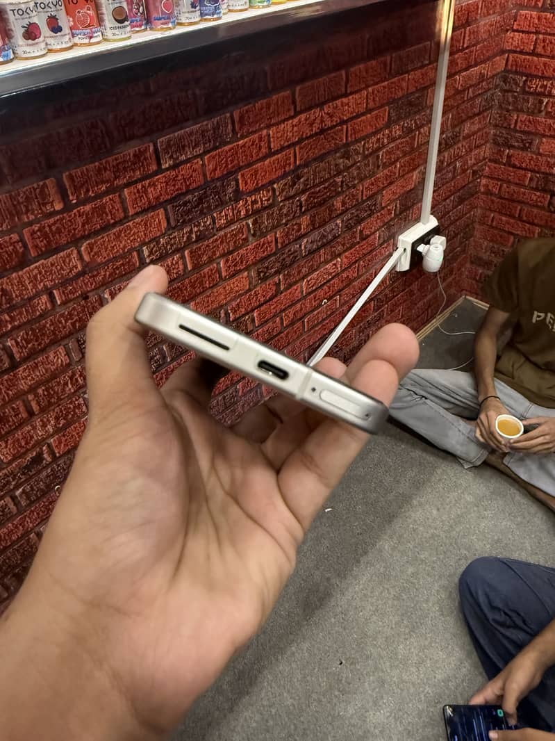 Google Pixel 9 2