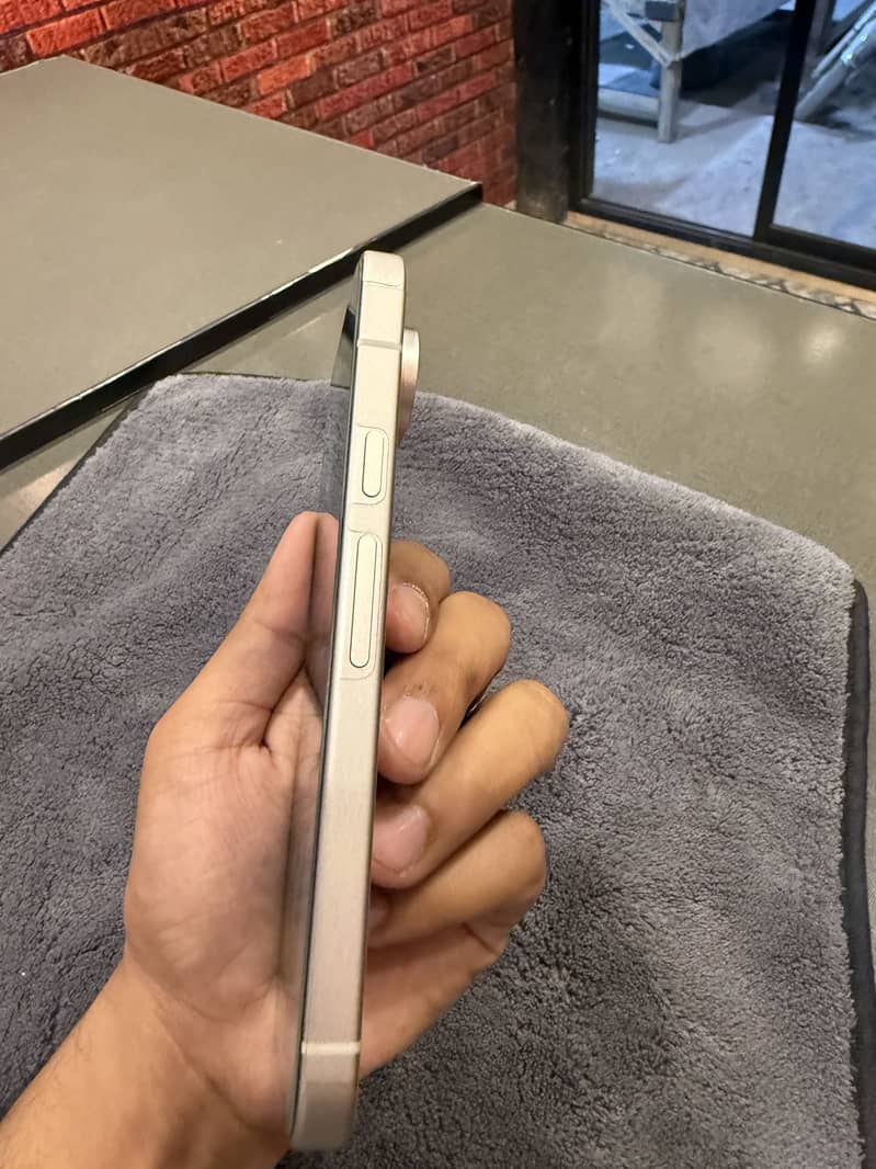 Google Pixel 9 3