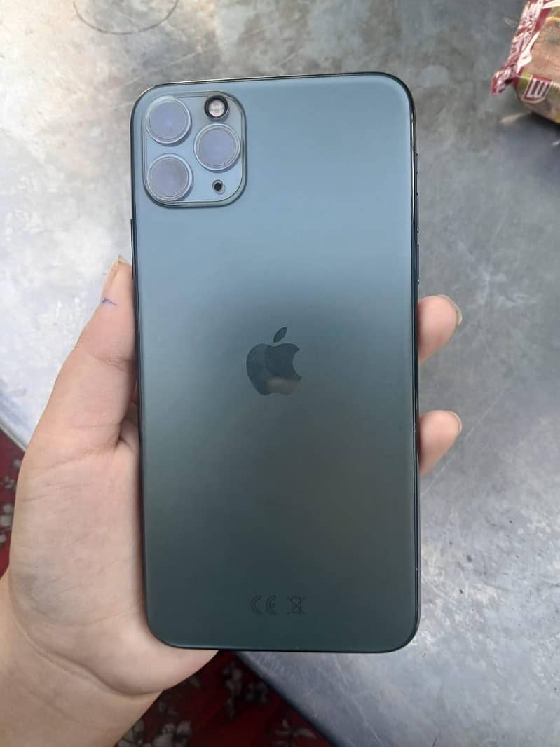 Apple iPhone 11 Pro Max 1