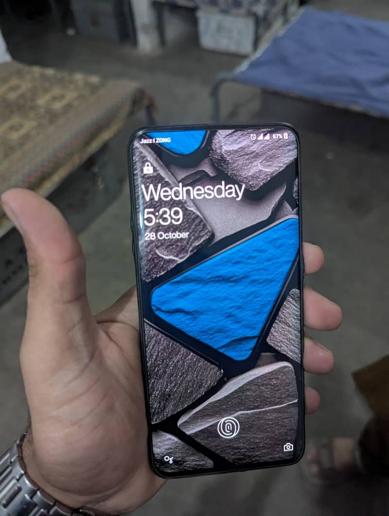 One Plus 7 Pro 1