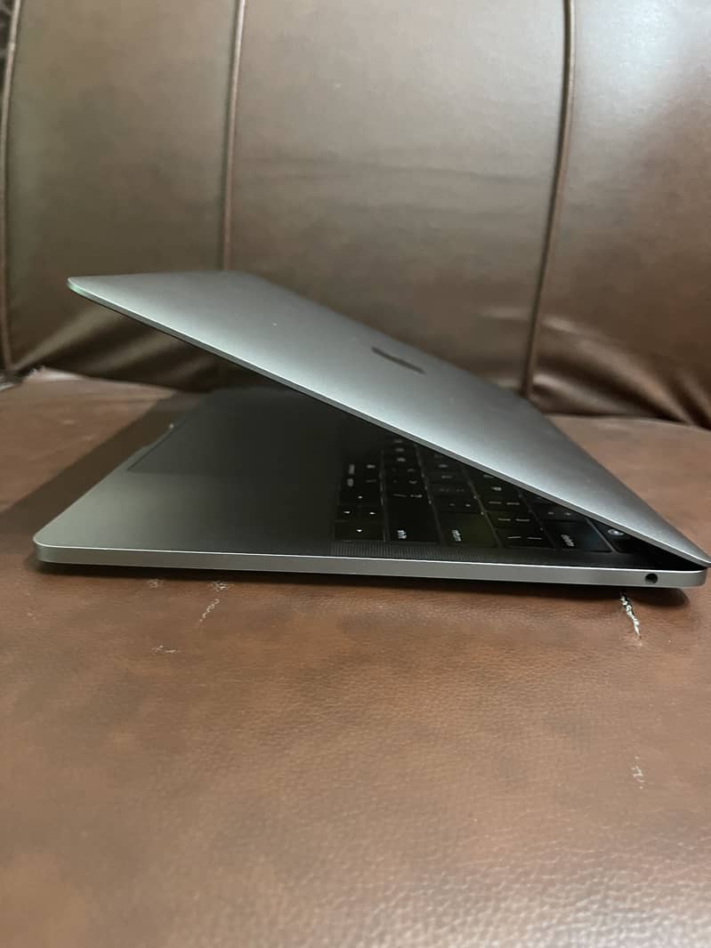 Mackbook pro 2019 4