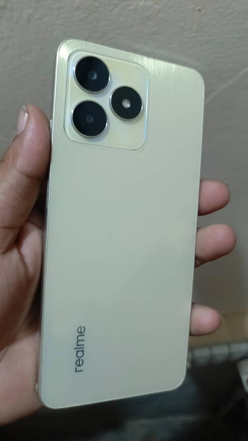 Realme C53 7