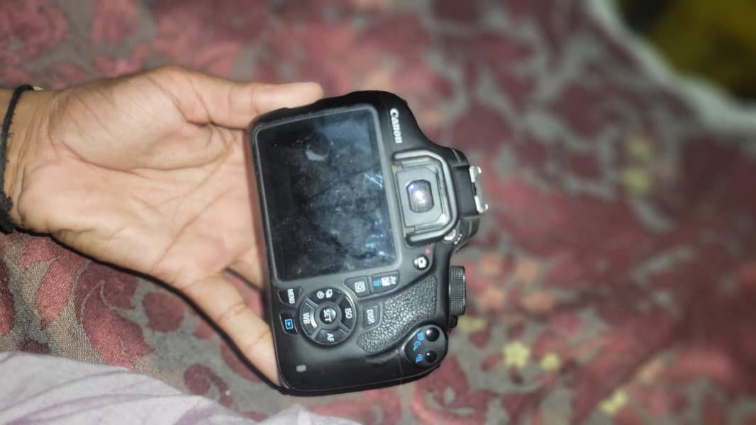 canon 1200d 7