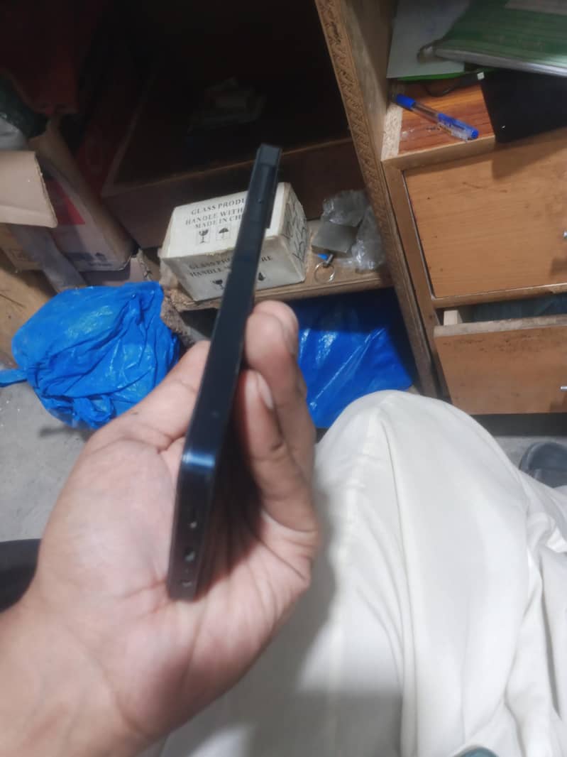 Samsung Mobile A06 0