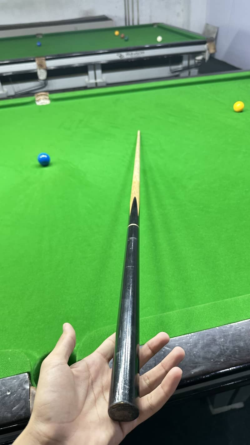 Hand make classic cue 2