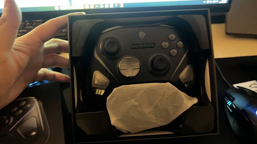EasySMX D10 Wireless Gaming Controller 4