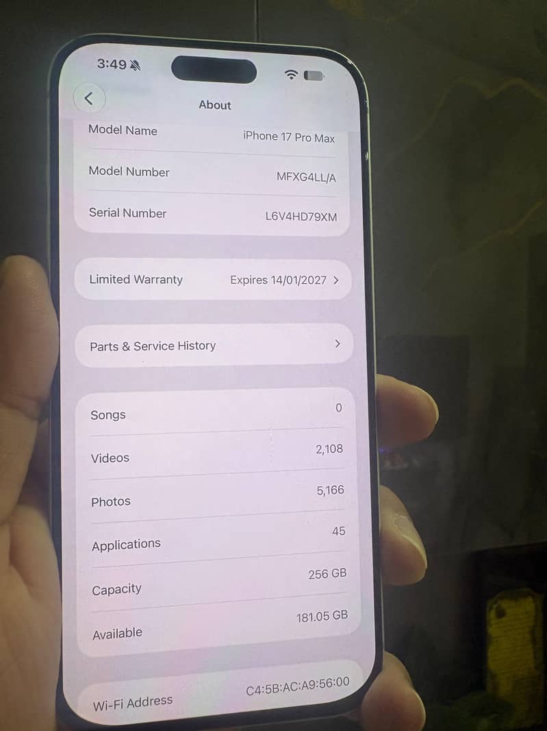 Apple iPhone 17 Pro Max 5