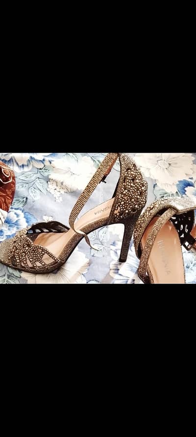 size normal heel soft high