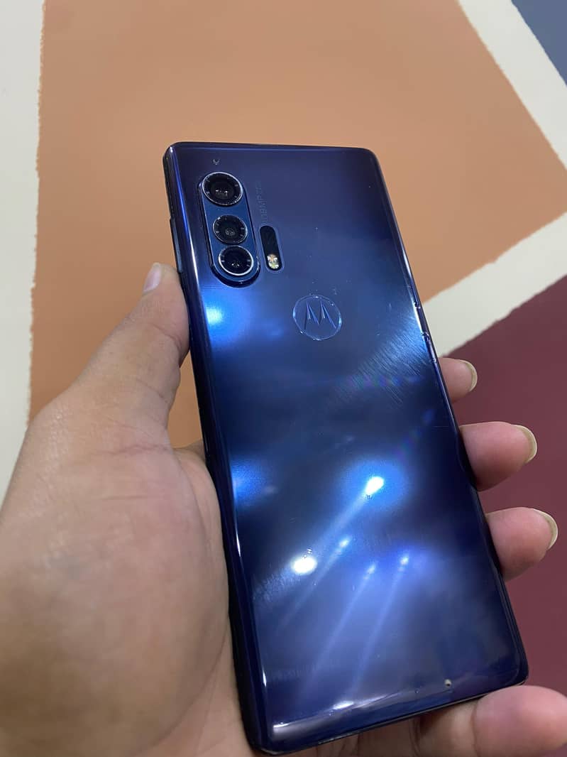 Motorola Edge Plus 0
