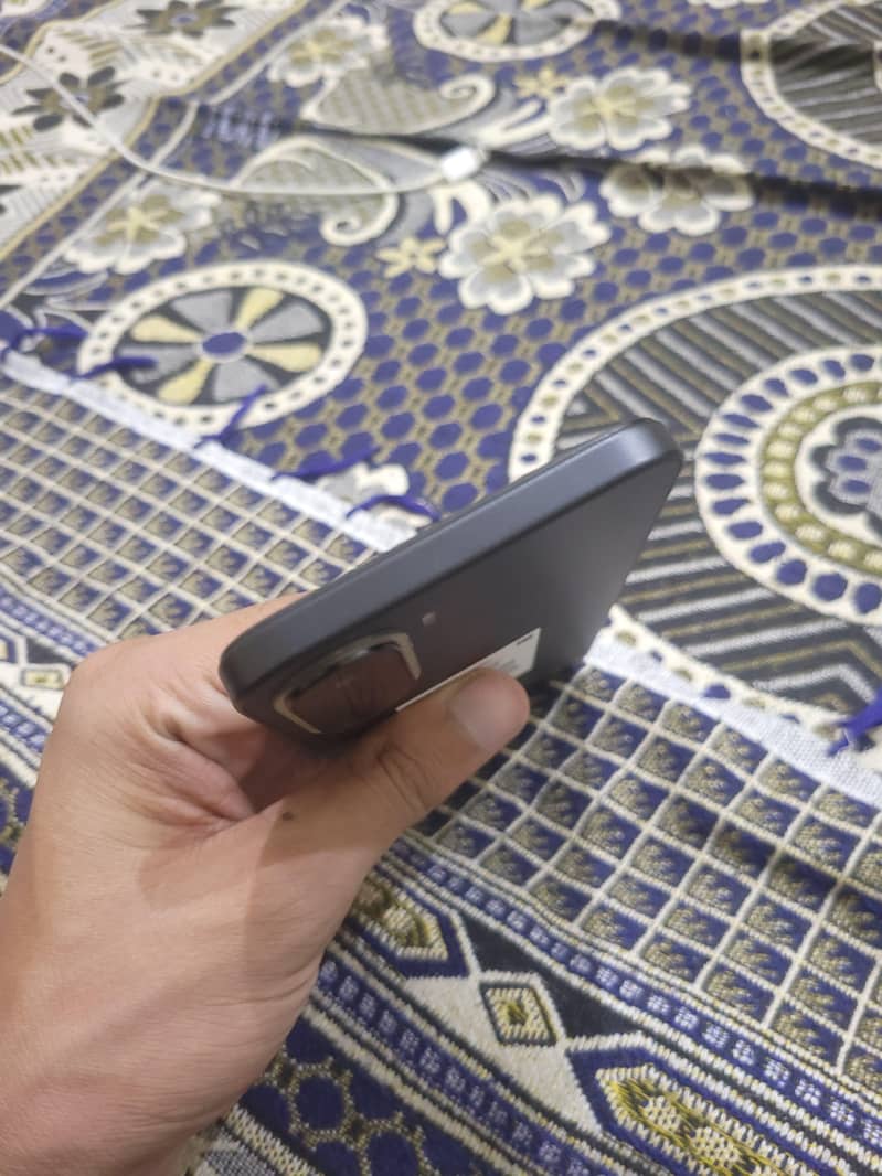 Xiaomi Redmi A7 Pro 5