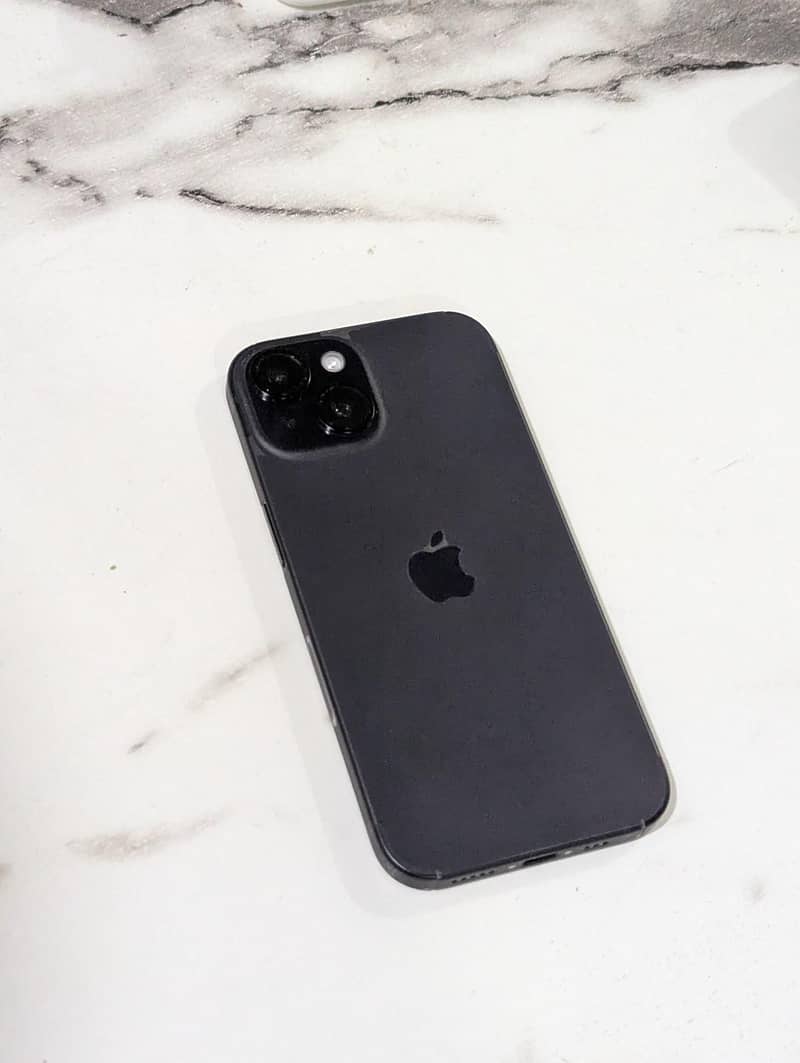 Apple iPhone 15 3