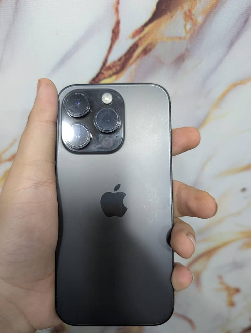 Apple iPhone 14 Pro 0