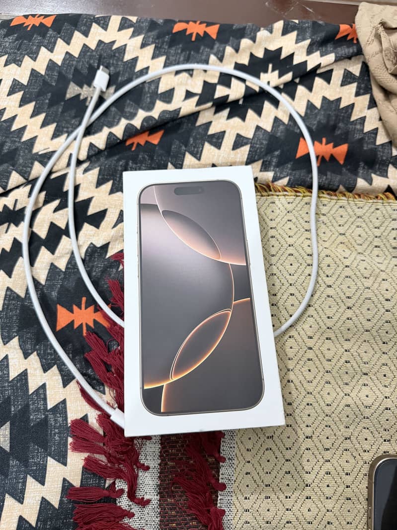 Apple iPhone 16 Pro 7