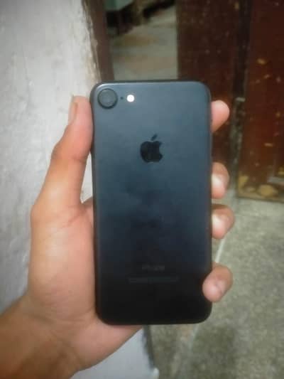 Apple iPhone 7