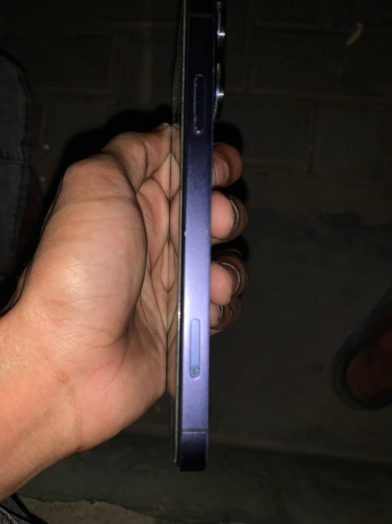 Apple iPhone XR 3
