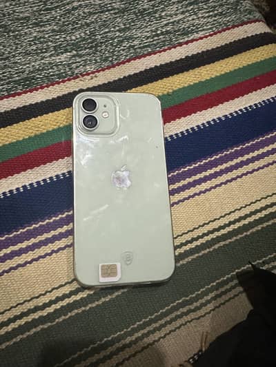 Apple iPhone 12
