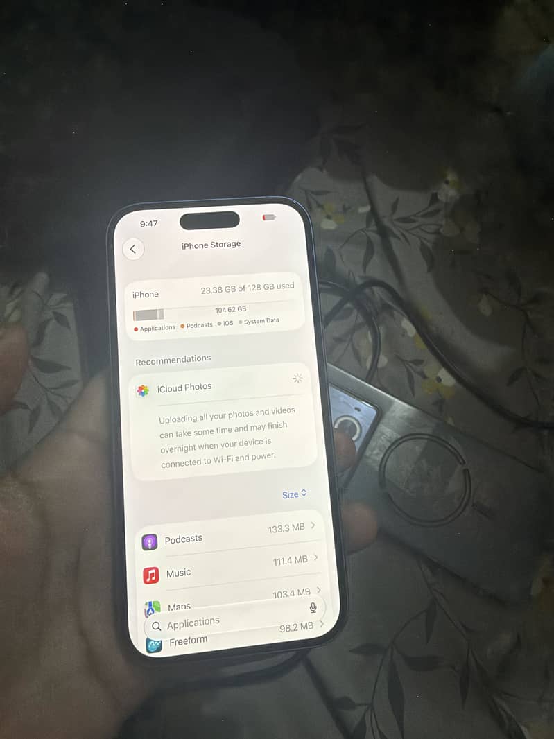 Apple iPhone 16 jv 1