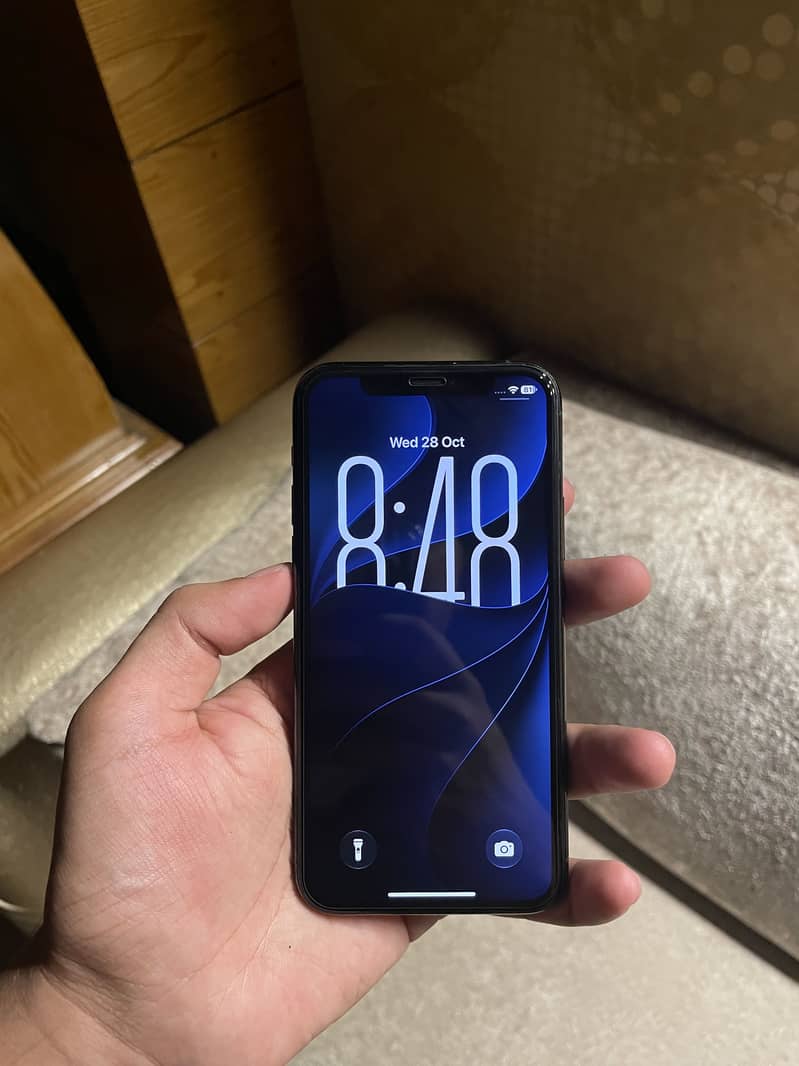 Apple iPhone 11 Pro 1