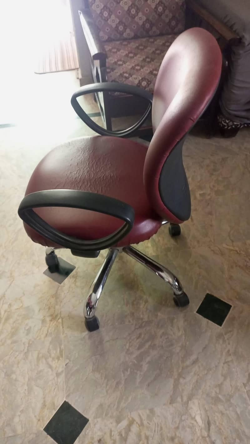 chairs 2