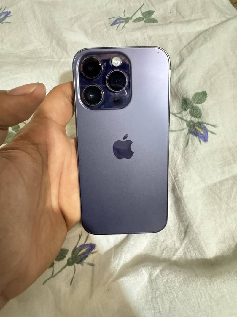 Apple iPhone 14 Pro 4