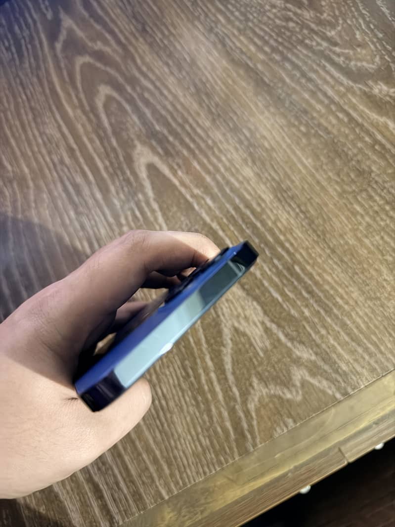 Apple iPhone 12 Pro Max 3