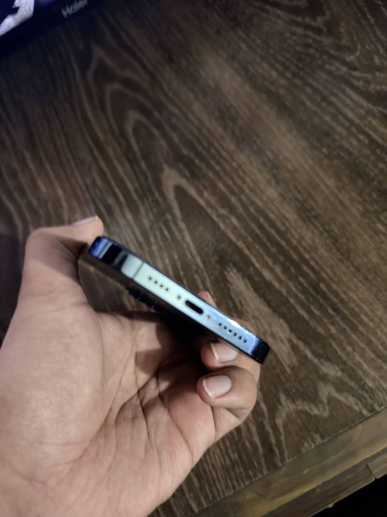 Apple iPhone 12 Pro Max 5