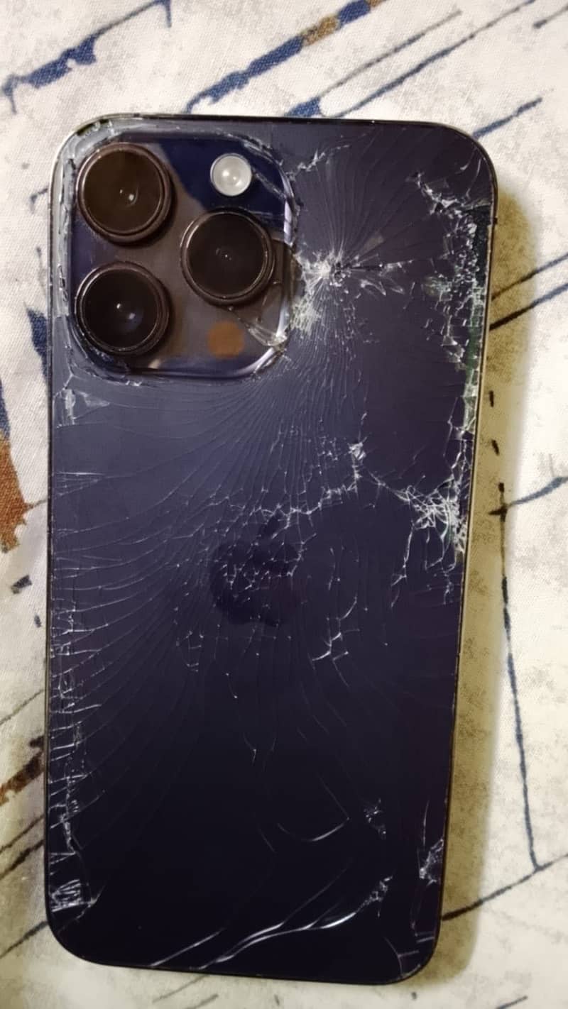 Apple iPhone 14 Pro Max 3
