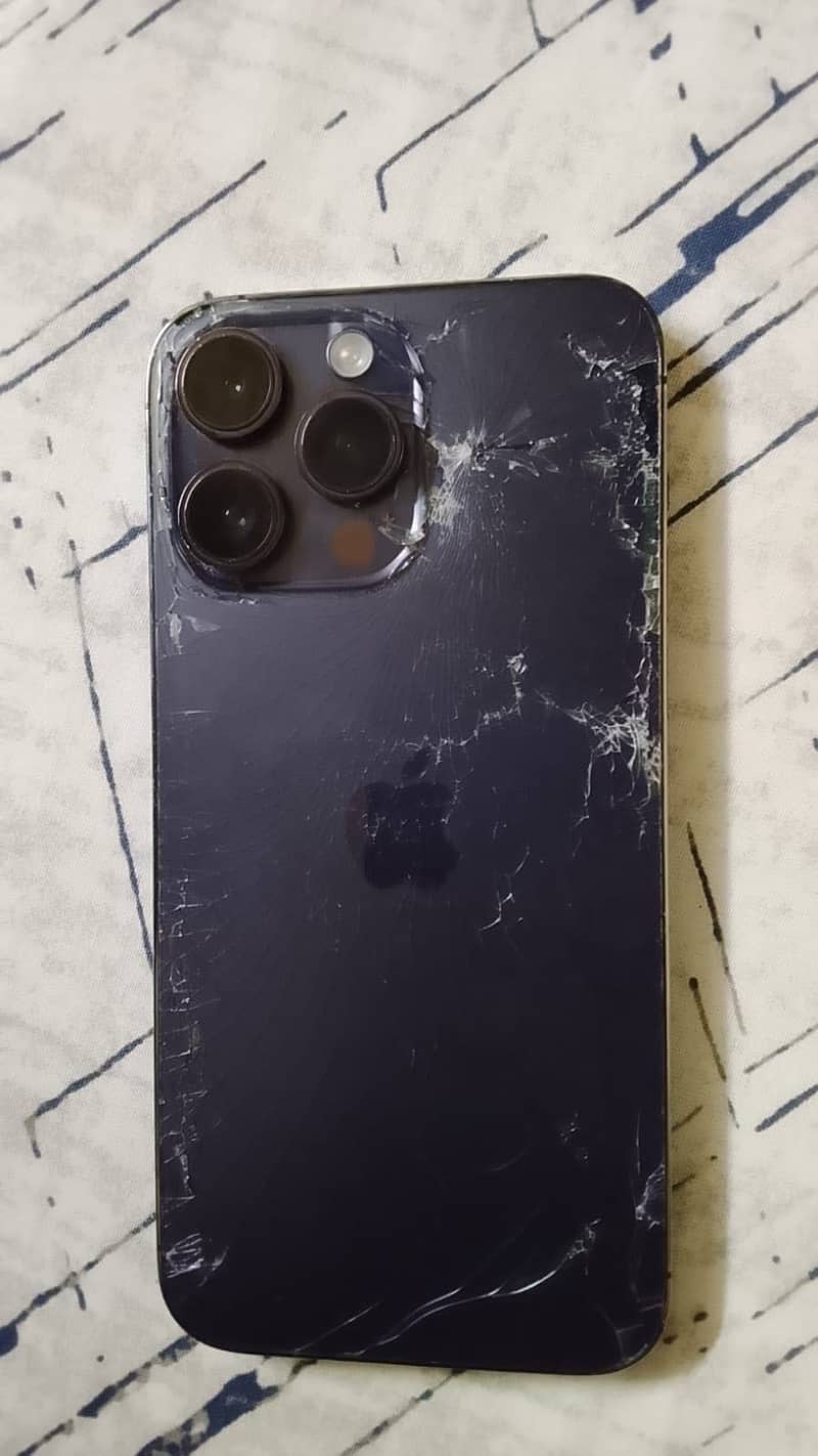 Apple iPhone 14 Pro Max 4