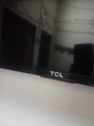 led TCL all ok ha box bi Sath hai 55" original simple ha no Android