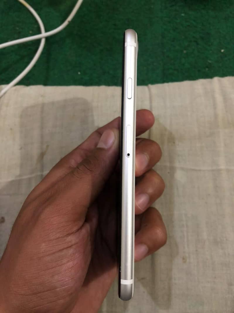 Apple iPhone SE 5