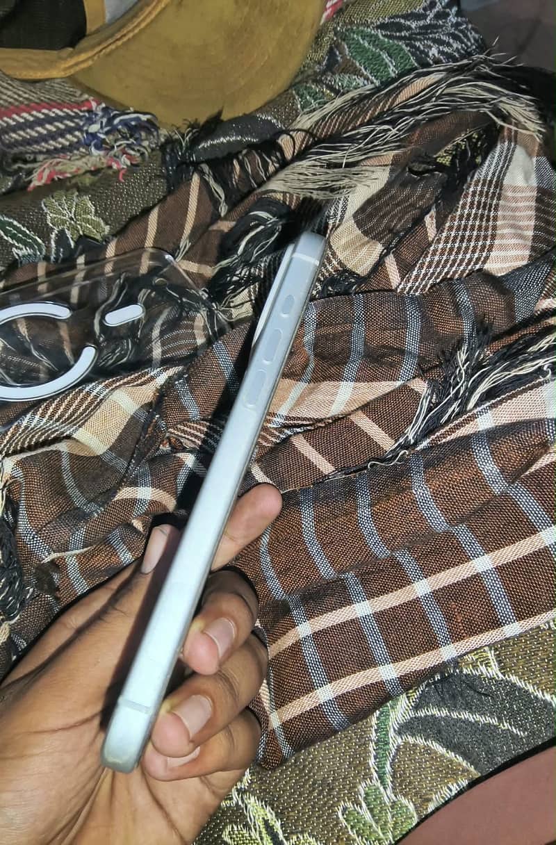 Apple iPhone 17 Pro Max 1