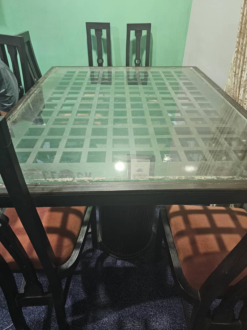 dinning table 0