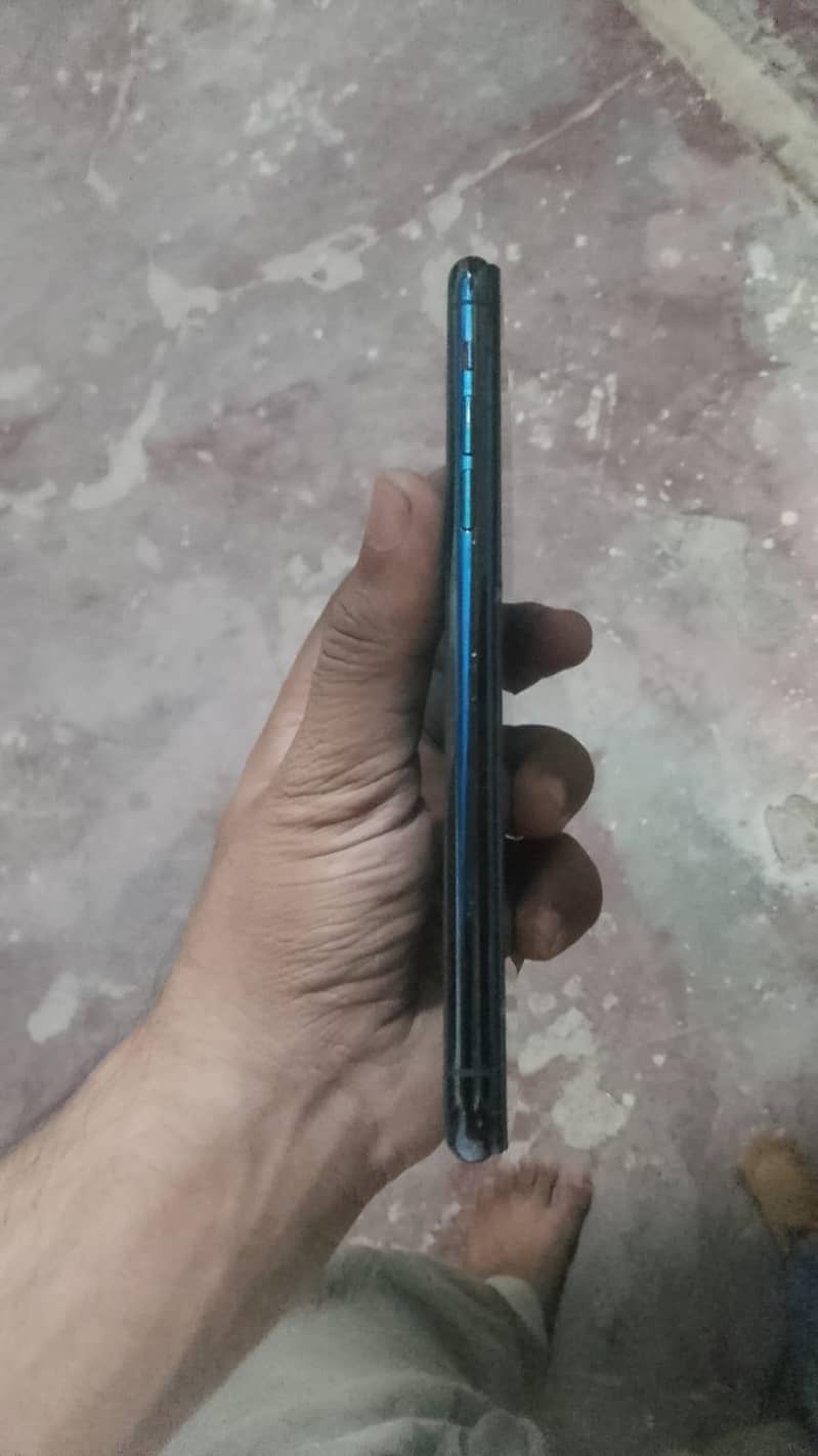 Apple iPhone 11 Pro Max 5