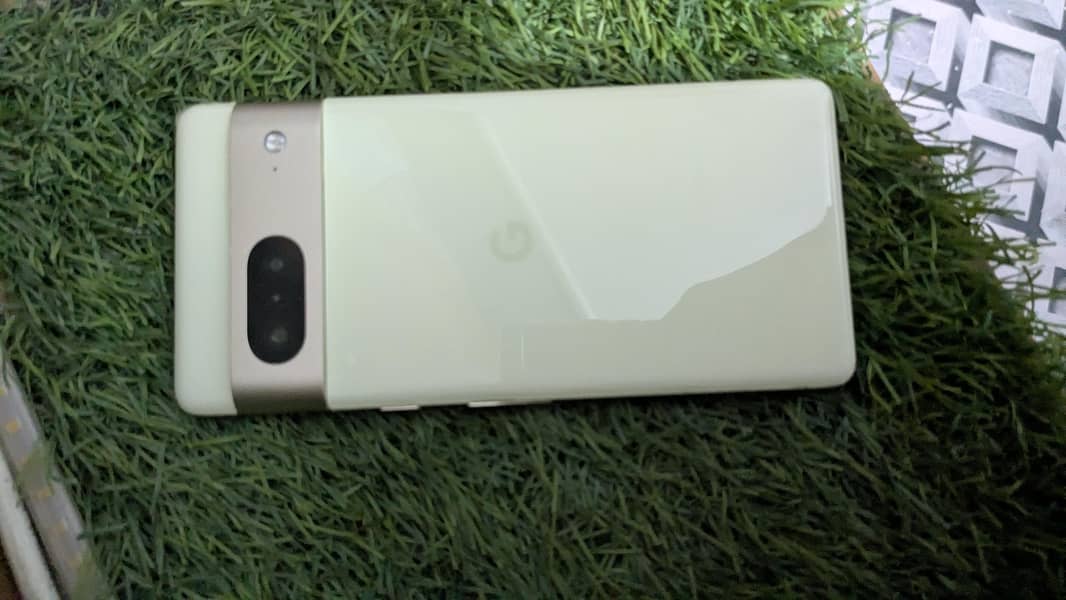Google Pixel 7 0