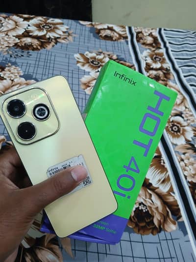 Infinix Hot 40i . . 8. . . 128 full box
