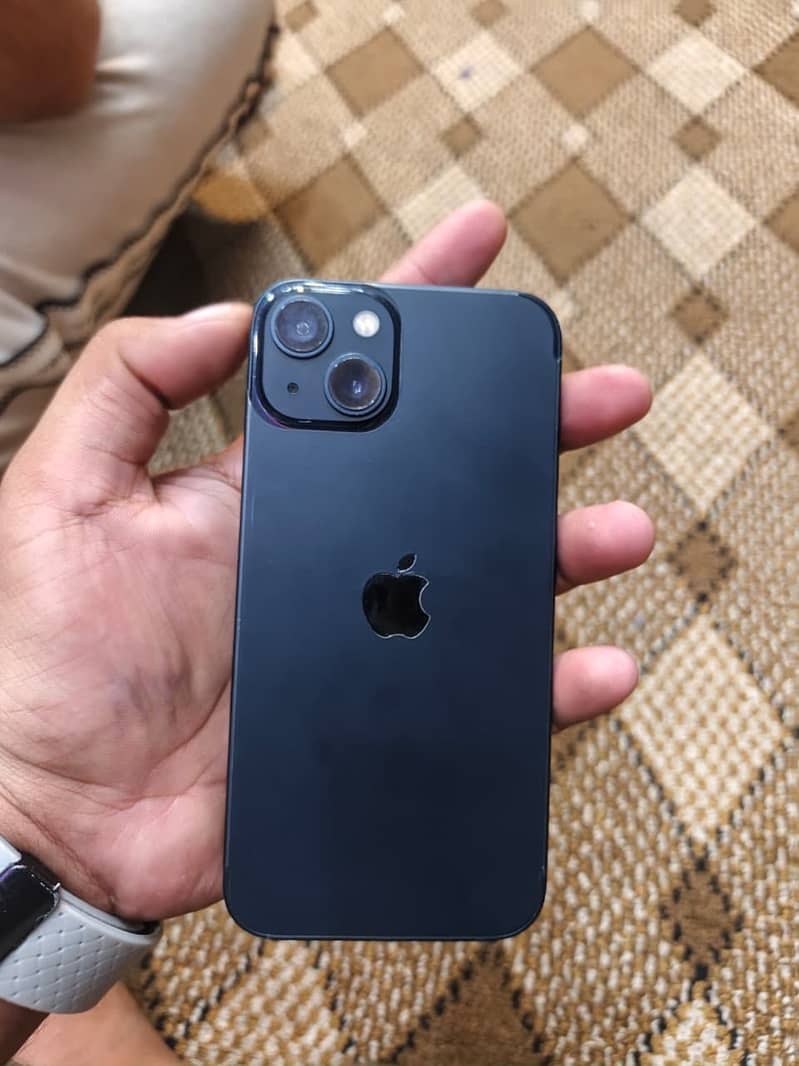 Apple iPhone 13 1