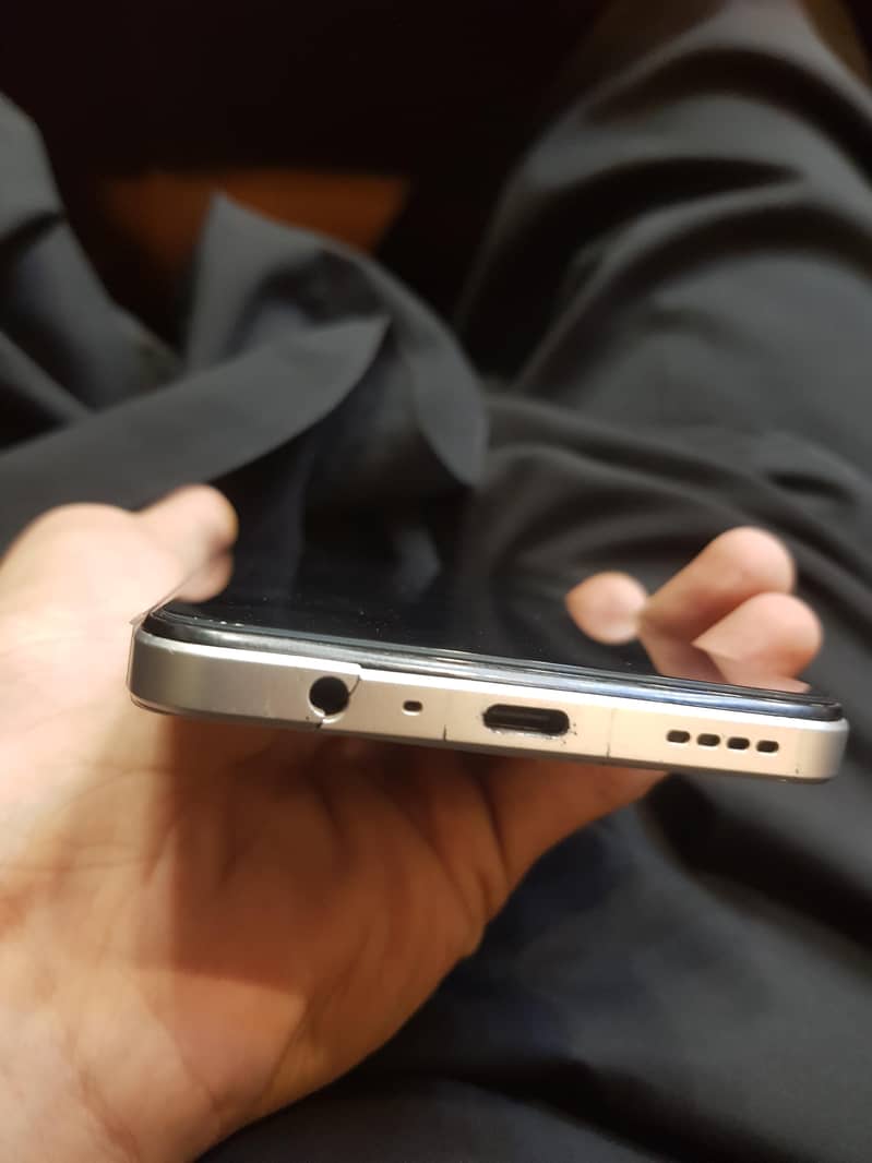 Realme C71 1