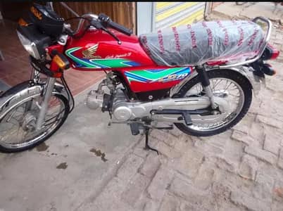 Honda CD 70 Model 2018 urgent sale contact whatsapp