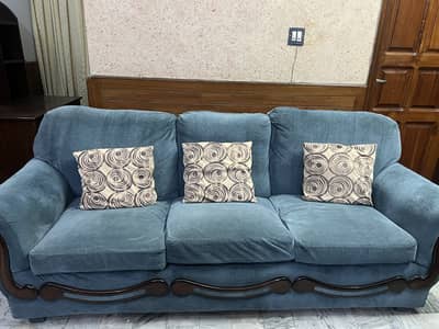 Used sofa in good quality.