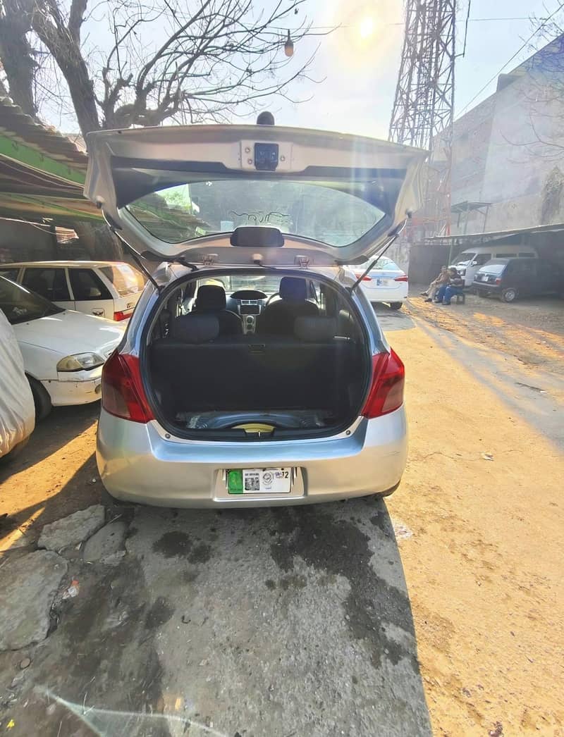 Toyota Vitz 2007 3