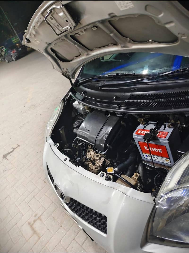 Toyota Vitz 2007 11