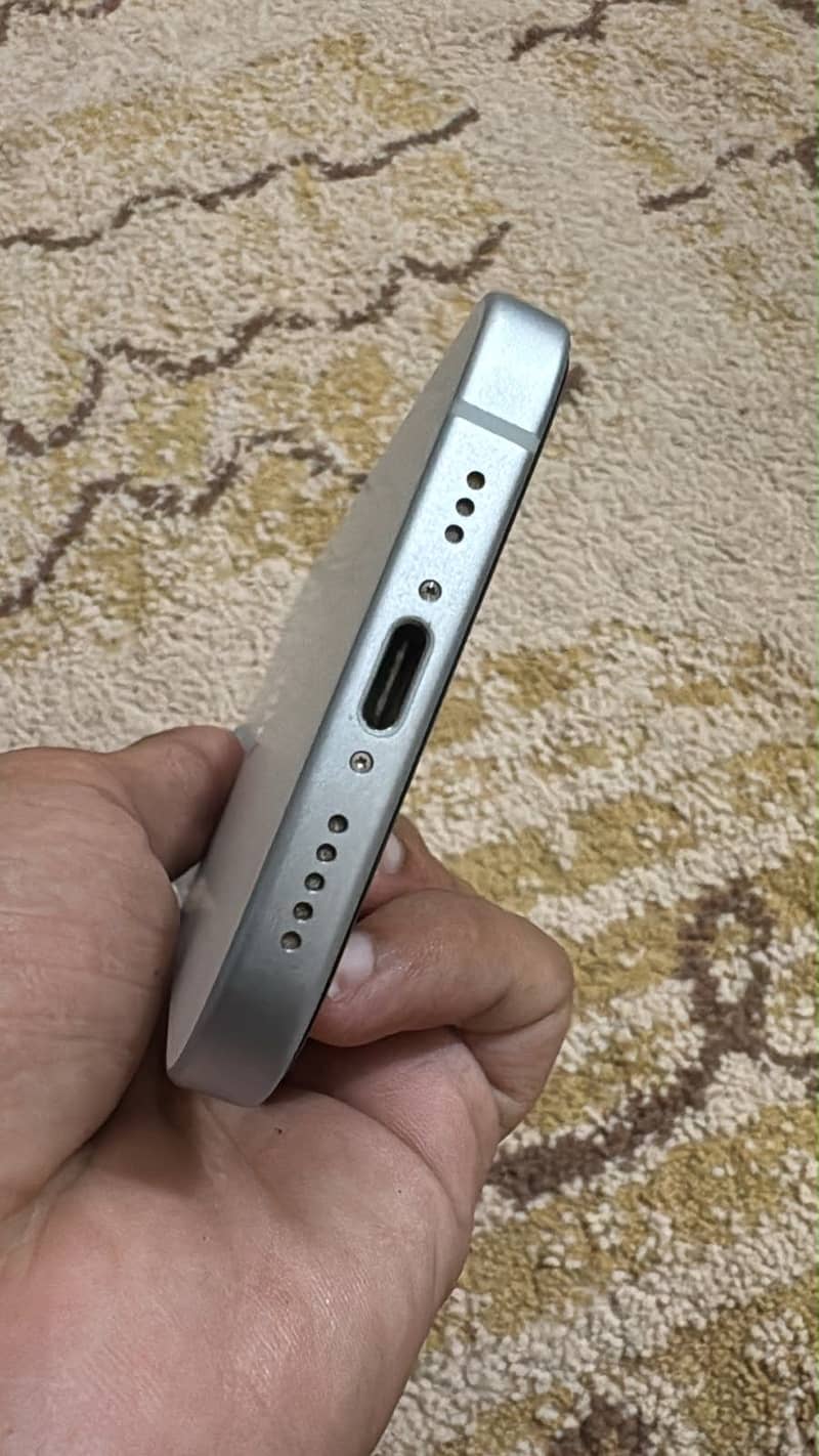 Apple iPhone 15 1