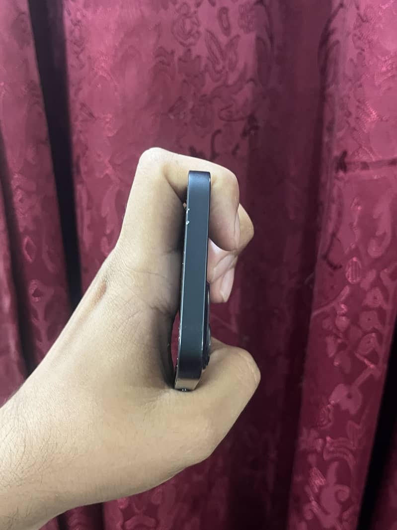 Apple iPhone 13 SIMLOCKED CLEAN STATUS 3