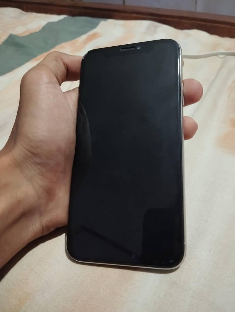 Apple iPhone X 0
