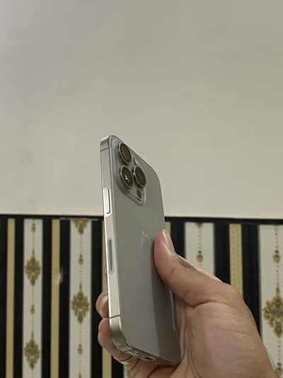 I phone 15 pro jv