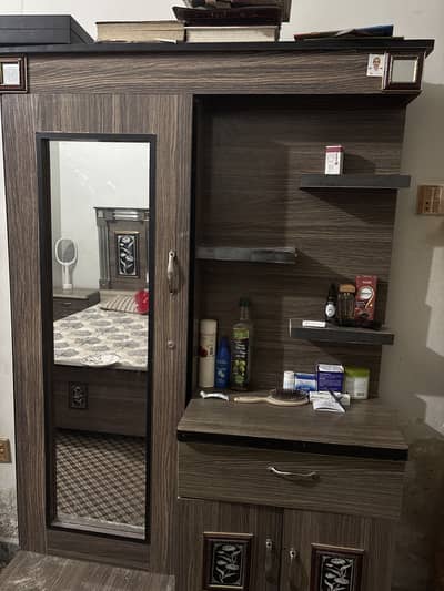 Home used dresser