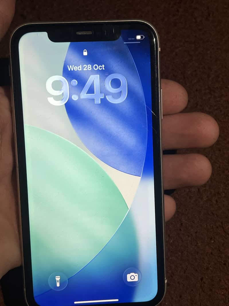 Apple iPhone 11 7