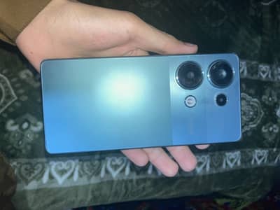 Xiaomi Redmi Note 13 Pro.  Contact : 03295753893