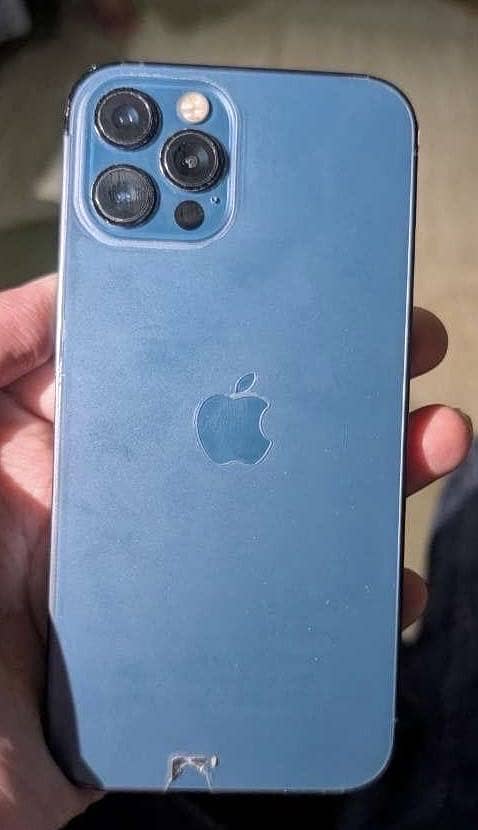 Apple iPhone 12 Pro Max 1