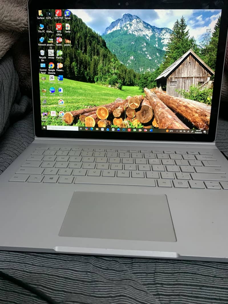 microsoft surface book , touch screen condition new 0